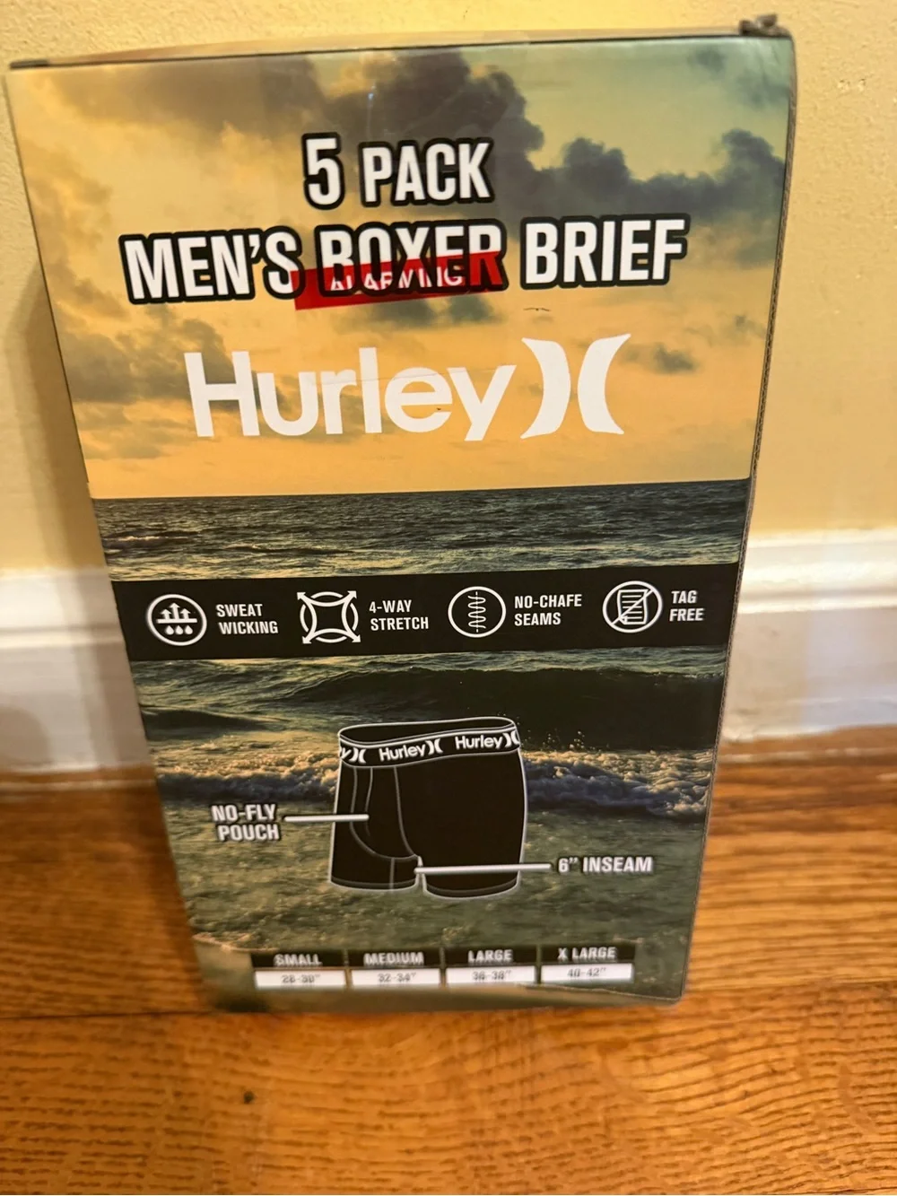 Hurley men’s 5 Pack Boxer Briefs size L New in box